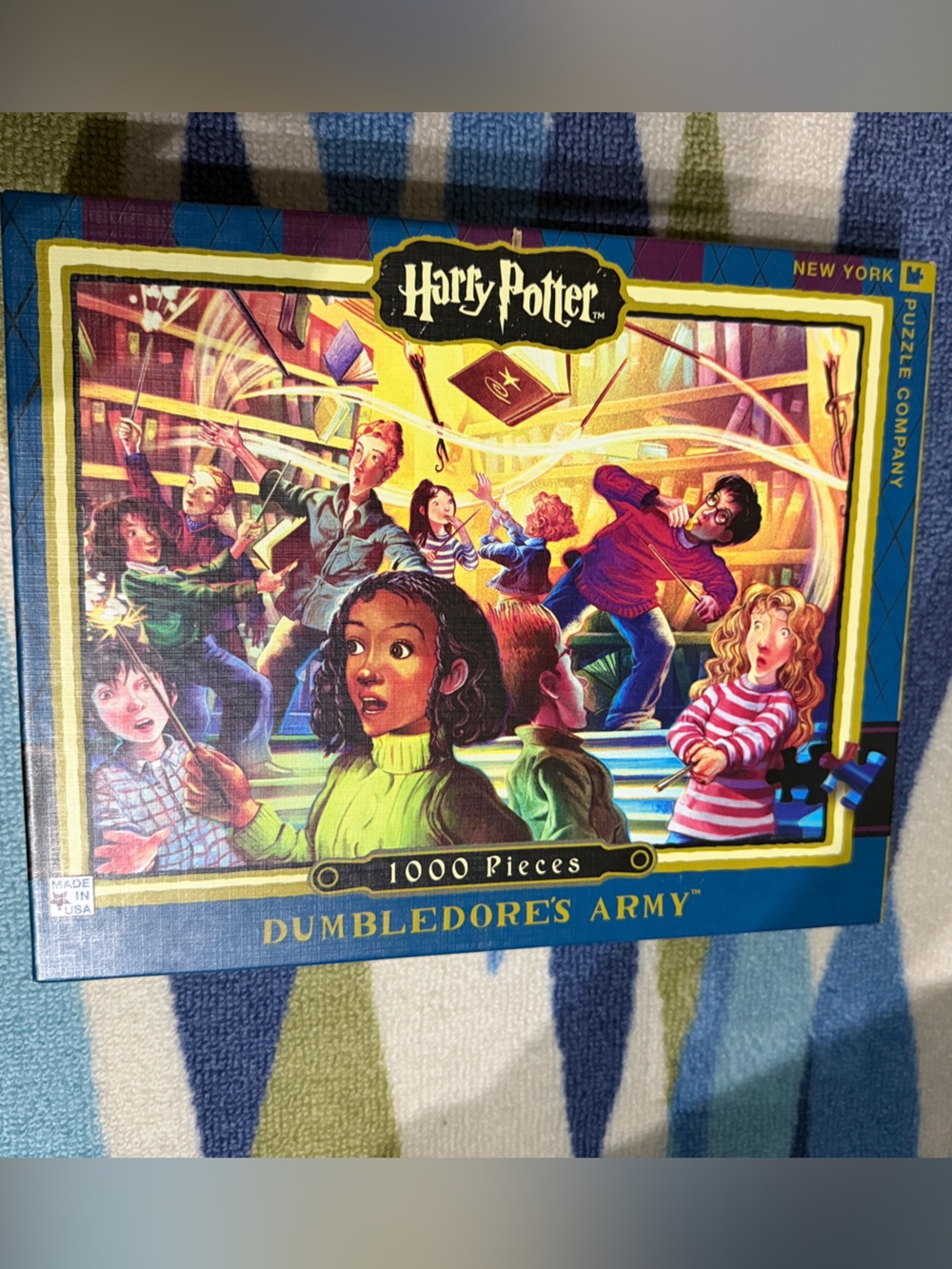 Harry Potter Dumbledore's Army 1000-Piece Puzzle - Blue, Yellow, Green